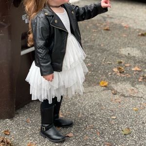 AMAZON: Black Jacket